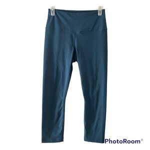 Teal Velocity Crop Leggings Women’s Size Small